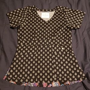 Vera Bradley Xs scrub top